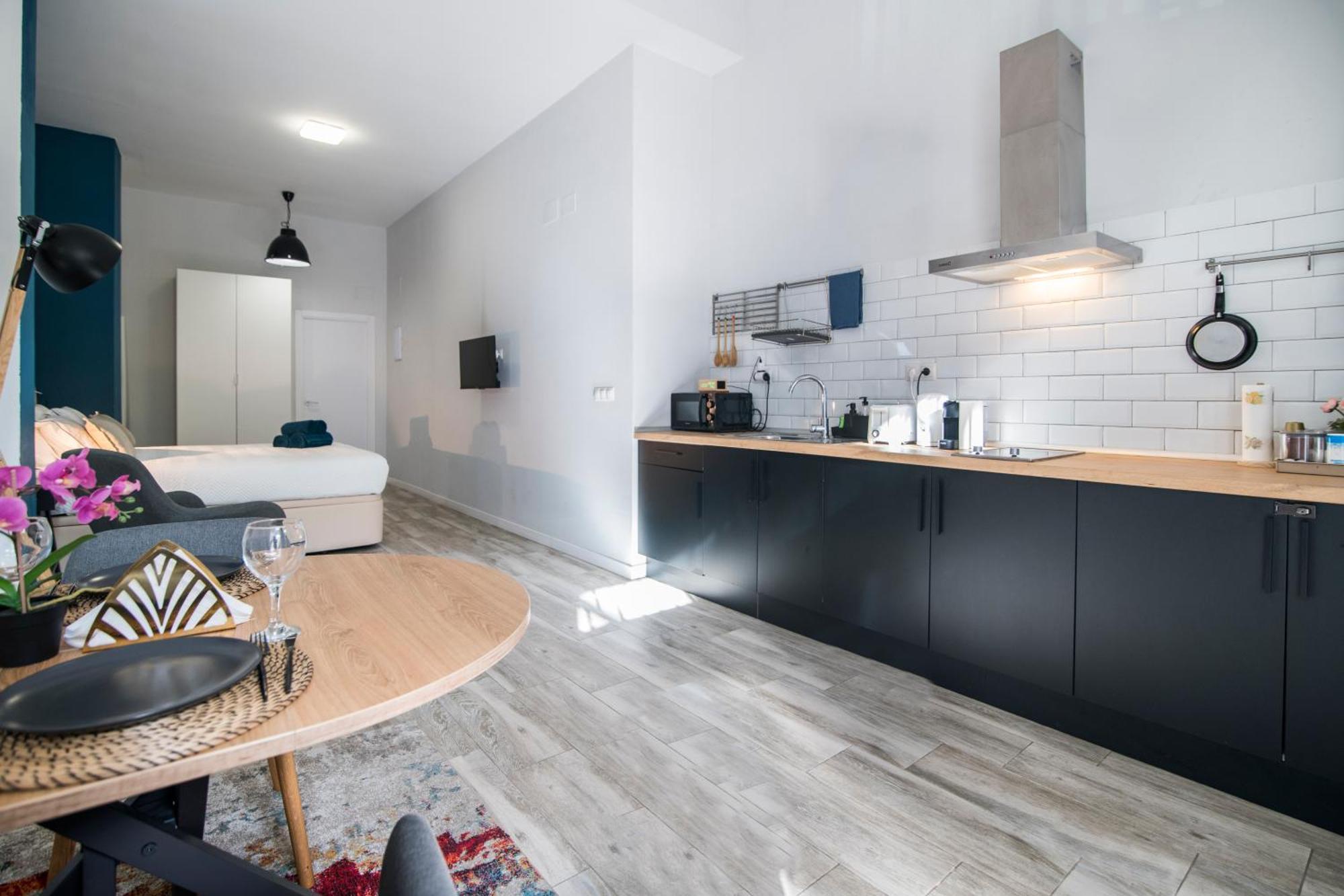 Cozy Loft In Valencia Apartment Bagian luar foto